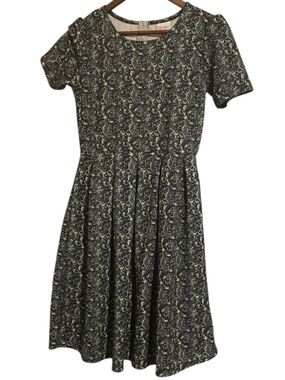 LuLaRoe Amelia Black/Teals Floral Paisley Dress with Pockets Size Medium EUC